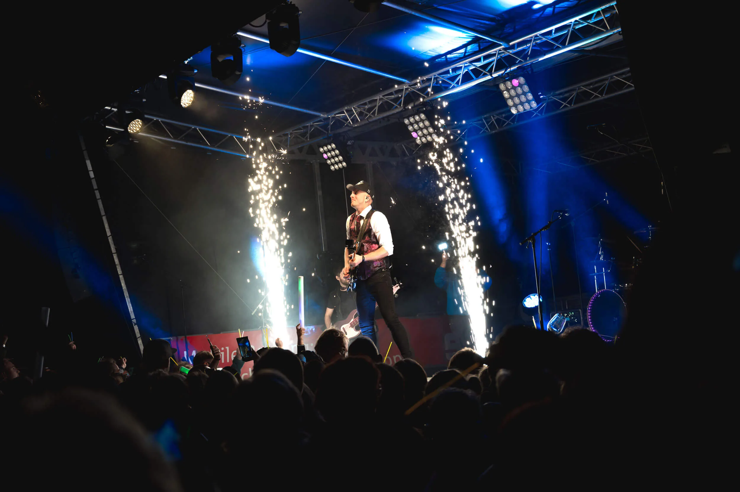 Hitfluencer Partyband Gitarrist Hamburg Showband