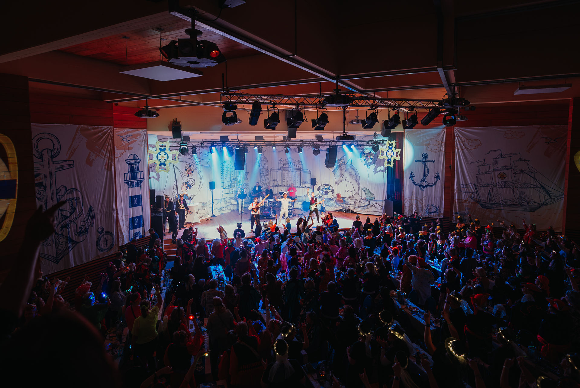 Hitfluencer-Partyband-Karneval-Showband